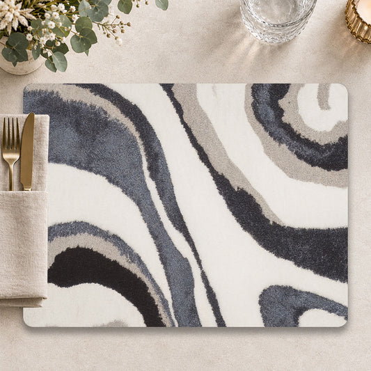 Japandi blauwe swirl placemat voor een sfeervolle tafelpresentatie - Kookio
