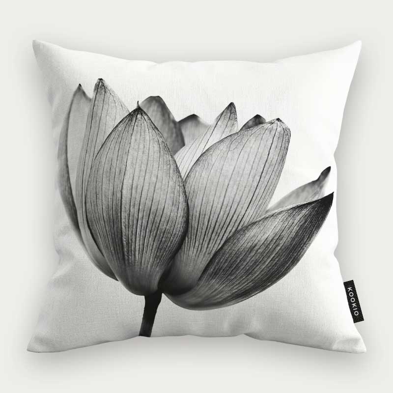 Sierkussen - Lotus in zwart-wit
